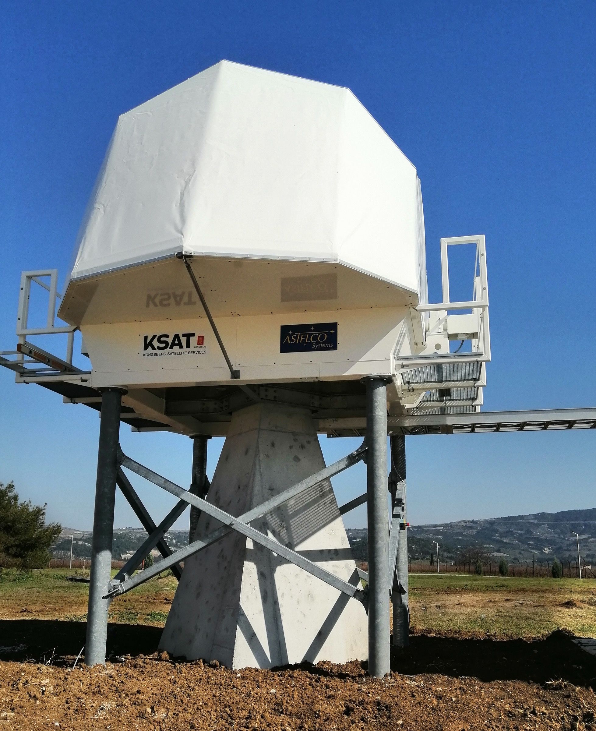 Ο οπτικός επίγειος σταθμός της KSAT στη Νεμέα, κλειστός